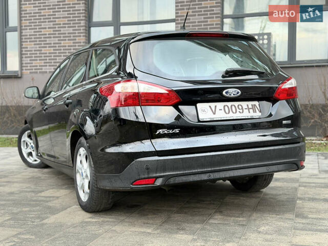 Черный Форд Фокус, объемом двигателя 1.6 л и пробегом 236 тыс. км за 8100 $, фото 14 на Automoto.ua