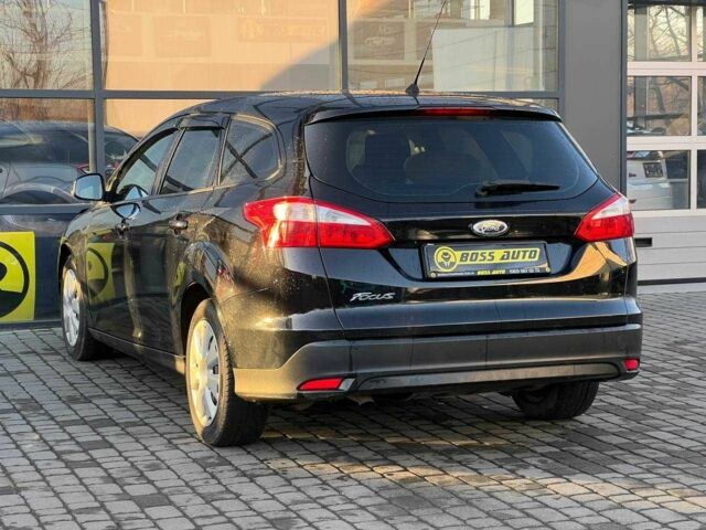 Черный Форд Фокус, объемом двигателя 1.6 л и пробегом 230 тыс. км за 8000 $, фото 4 на Automoto.ua