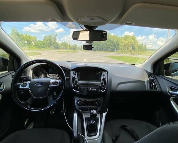 Черный Форд Фокус, объемом двигателя 1.6 л и пробегом 328 тыс. км за 6700 $, фото 6 на Automoto.ua