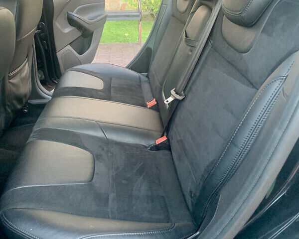 Форд Фокус 2013 у Стрые на Automoto.ua Чорний Форд Фокус, об'ємом двигуна 1.6 л та пробігом 219 тис. км за 9950 $, фото 40 на Automoto.ua