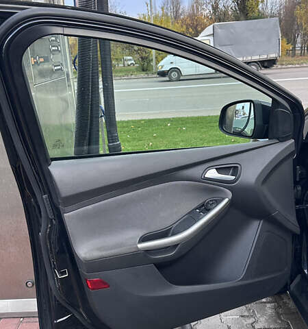 Форд Фокус 2013 в Киеве на Automoto.ua Черный Форд Фокус, объемом двигателя 1.56 л и пробегом 288 тыс. км за 7900 $, фото 8 на Automoto.ua