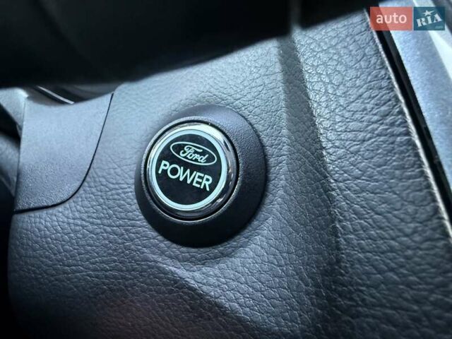 Чорний Форд Фокус, об'ємом двигуна 1.6 л та пробігом 235 тис. км за 8650 $, фото 103 на Automoto.ua
