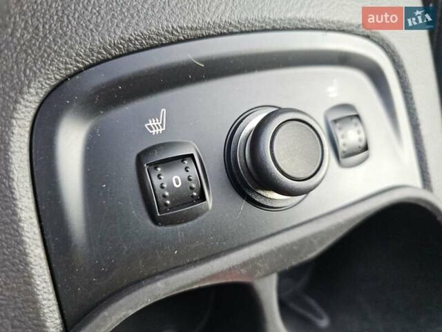 Форд Фокус 2013 у Стрые на Automoto.ua Чорний Форд Фокус, об'ємом двигуна 1.6 л та пробігом 227 тис. км за 8550 $, фото 11 на Automoto.ua