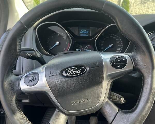 Чорний Форд Фокус, об'ємом двигуна 1.56 л та пробігом 319 тис. км за 7200 $, фото 5 на Automoto.ua