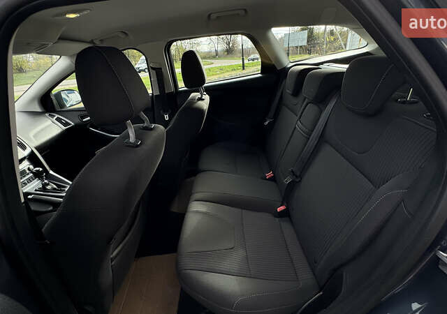 Чорний Форд Фокус, об'ємом двигуна 1.6 л та пробігом 265 тис. км за 9299 $, фото 42 на Automoto.ua