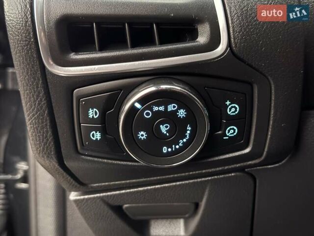 Чорний Форд Фокус, об'ємом двигуна 1.6 л та пробігом 227 тис. км за 8450 $, фото 33 на Automoto.ua