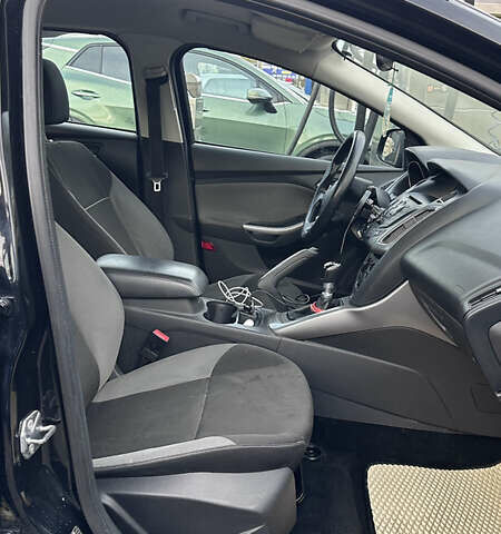 Форд Фокус 2013 в Киеве на Automoto.ua Черный Форд Фокус, объемом двигателя 1.56 л и пробегом 288 тыс. км за 7900 $, фото 16 на Automoto.ua