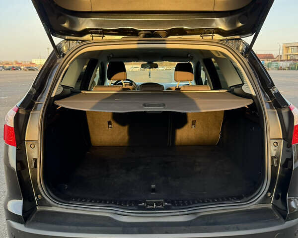 Черный Форд Фокус, объемом двигателя 2 л и пробегом 183 тыс. км за 8800 $, фото 11 на Automoto.ua