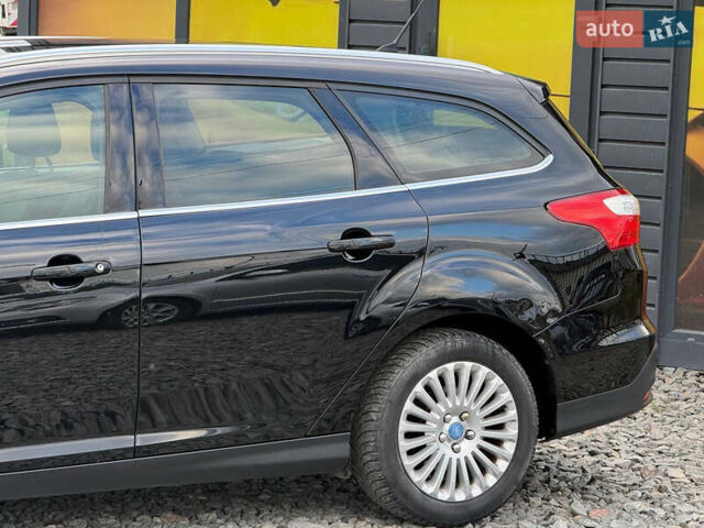 Черный Форд Фокус, объемом двигателя 1.6 л и пробегом 253 тыс. км за 6999 $, фото 17 на Automoto.ua