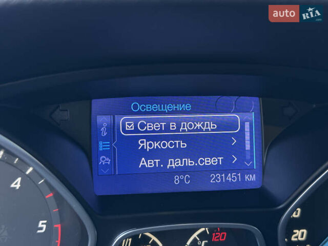 Черный Форд Фокус, объемом двигателя 1.6 л и пробегом 231 тыс. км за 8950 $, фото 58 на Automoto.ua
