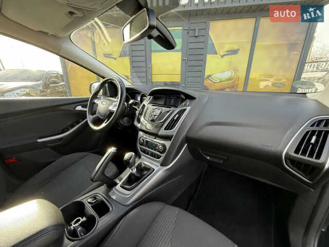 Форд Фокус 2013 у Стрые на Automoto.ua Чорний Форд Фокус, об'ємом двигуна 1.6 л та пробігом 240 тис. км за 8999 $, фото 31 на Automoto.ua