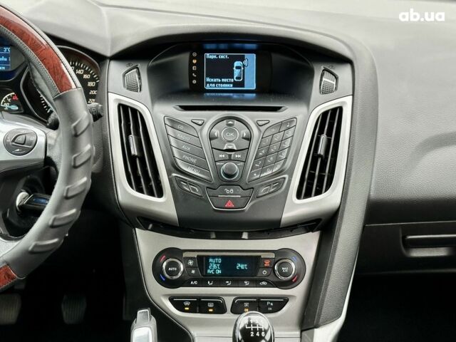 Черный Форд Фокус, объемом двигателя 0 л и пробегом 219 тыс. км за 8400 $, фото 16 на Automoto.ua