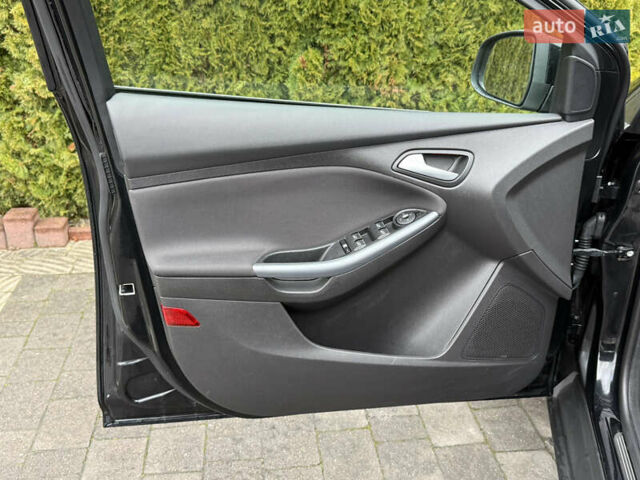 Чорний Форд Фокус, об'ємом двигуна 1.6 л та пробігом 213 тис. км за 8700 $, фото 45 на Automoto.ua