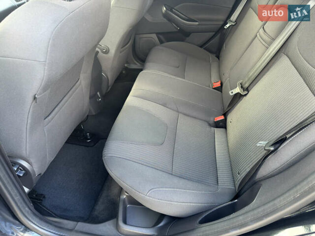 Чорний Форд Фокус, об'ємом двигуна 1.6 л та пробігом 278 тис. км за 8599 $, фото 51 на Automoto.ua