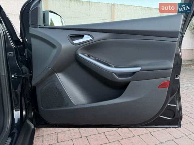Чорний Форд Фокус, об'ємом двигуна 1.6 л та пробігом 235 тис. км за 8650 $, фото 118 на Automoto.ua