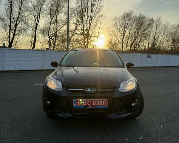 Черный Форд Фокус, объемом двигателя 2 л и пробегом 183 тыс. км за 8800 $, фото 2 на Automoto.ua