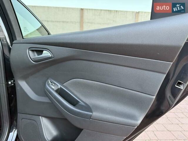 Чорний Форд Фокус, об'ємом двигуна 1.6 л та пробігом 235 тис. км за 8650 $, фото 140 на Automoto.ua