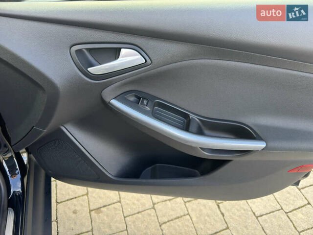 Чорний Форд Фокус, об'ємом двигуна 1.6 л та пробігом 278 тис. км за 8599 $, фото 41 на Automoto.ua