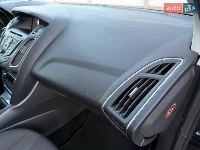 Чорний Форд Фокус, об'ємом двигуна 1.6 л та пробігом 235 тис. км за 8650 $, фото 128 на Automoto.ua