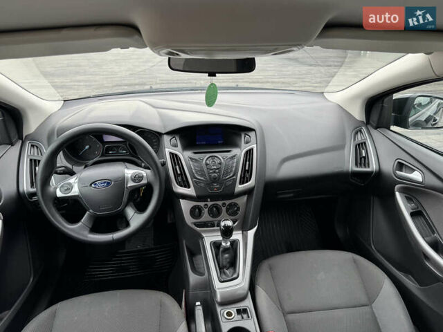 Форд Фокус 2013 у Луцьку на Automoto.ua Чорний Форд Фокус, об'ємом двигуна 1.6 л та пробігом 239 тис. км за 7150 $, фото 14 на Automoto.ua