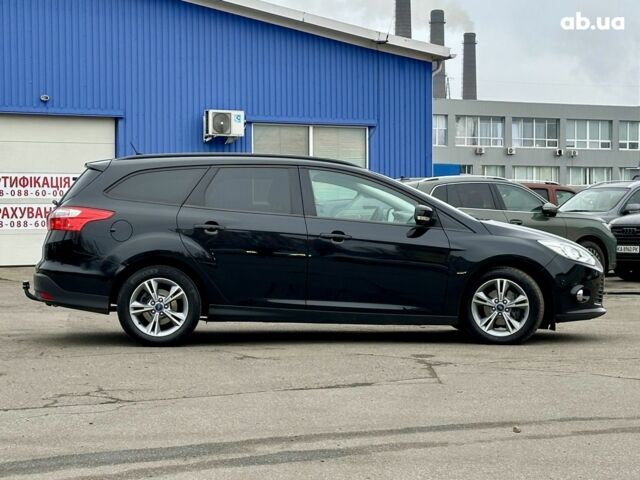 Черный Форд Фокус, объемом двигателя 0 л и пробегом 219 тыс. км за 8400 $, фото 5 на Automoto.ua