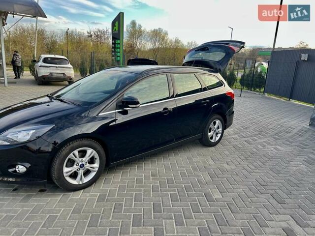Черный Форд Фокус, объемом двигателя 1 л и пробегом 191 тыс. км за 7000 $, фото 4 на Automoto.ua