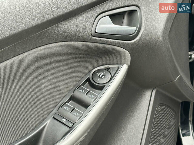 Черный Форд Фокус, объемом двигателя 0 л и пробегом 219 тыс. км за 8400 $, фото 8 на Automoto.ua