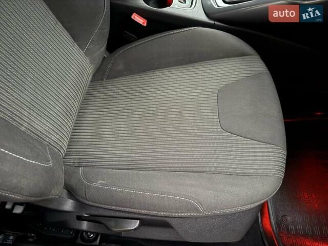 Чорний Форд Фокус, об'ємом двигуна 1.6 л та пробігом 227 тис. км за 8450 $, фото 75 на Automoto.ua