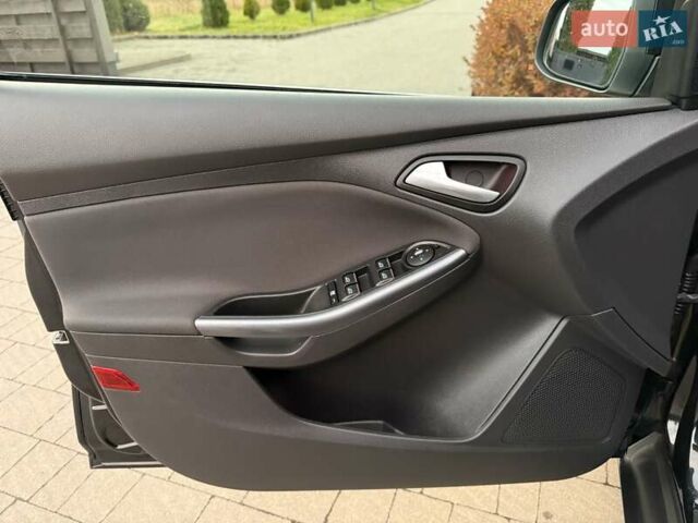Чорний Форд Фокус, об'ємом двигуна 1.6 л та пробігом 227 тис. км за 8450 $, фото 27 на Automoto.ua