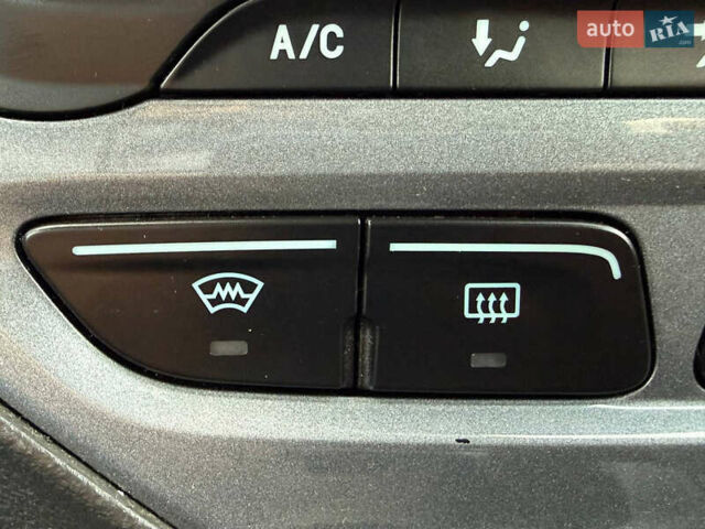 Черный Форд Фокус, объемом двигателя 1.6 л и пробегом 253 тыс. км за 6999 $, фото 57 на Automoto.ua