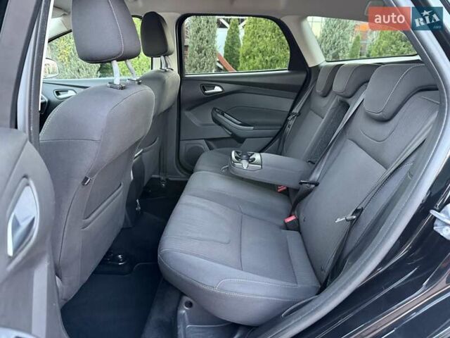 Чорний Форд Фокус, об'ємом двигуна 1.6 л та пробігом 235 тис. км за 8650 $, фото 134 на Automoto.ua