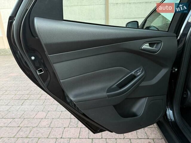Чорний Форд Фокус, об'ємом двигуна 1.6 л та пробігом 235 тис. км за 8650 $, фото 131 на Automoto.ua