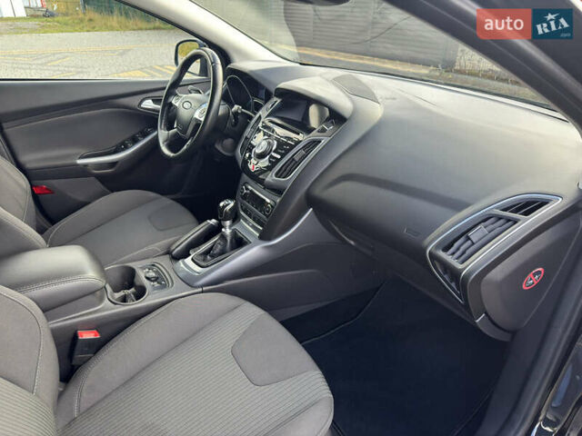 Чорний Форд Фокус, об'ємом двигуна 1.6 л та пробігом 278 тис. км за 8599 $, фото 53 на Automoto.ua