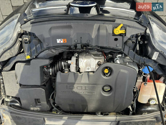 Чорний Форд Фокус, об'ємом двигуна 1.6 л та пробігом 278 тис. км за 8599 $, фото 109 на Automoto.ua