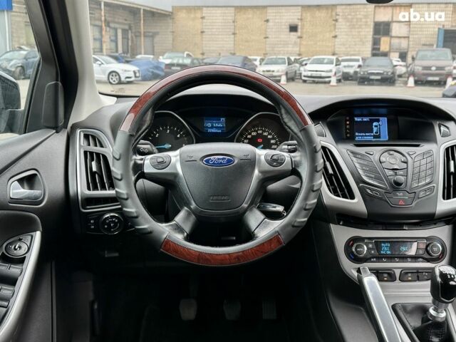 Черный Форд Фокус, объемом двигателя 0 л и пробегом 219 тыс. км за 8400 $, фото 12 на Automoto.ua