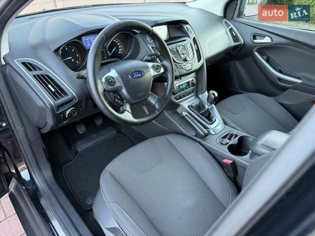 Чорний Форд Фокус, об'ємом двигуна 1.6 л та пробігом 235 тис. км за 8650 $, фото 92 на Automoto.ua