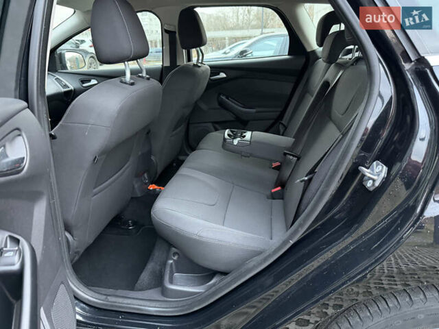 Черный Форд Фокус, объемом двигателя 1.6 л и пробегом 236 тыс. км за 8100 $, фото 33 на Automoto.ua