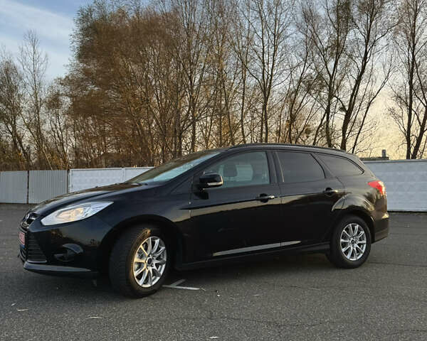 Черный Форд Фокус, объемом двигателя 2 л и пробегом 183 тыс. км за 8800 $, фото 3 на Automoto.ua