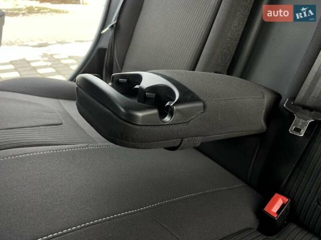 Чорний Форд Фокус, об'ємом двигуна 1.6 л та пробігом 218 тис. км за 8950 $, фото 92 на Automoto.ua