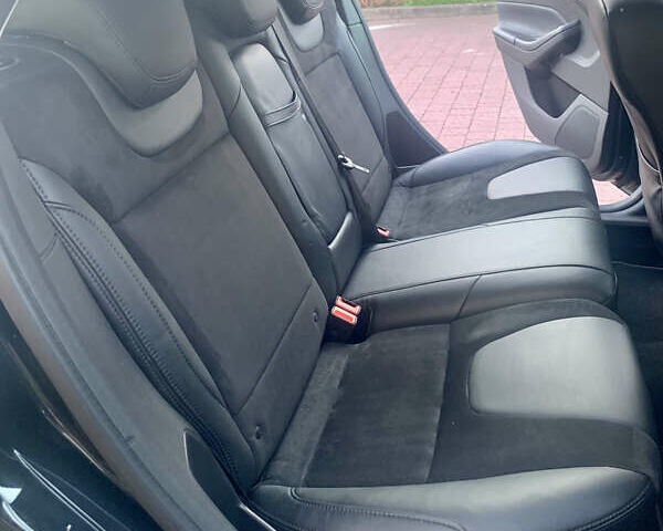 Форд Фокус 2013 у Стрые на Automoto.ua Чорний Форд Фокус, об'ємом двигуна 1.6 л та пробігом 219 тис. км за 9950 $, фото 43 на Automoto.ua