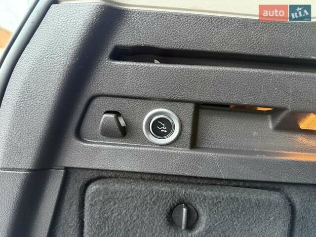 Чорний Форд Фокус, об'ємом двигуна 1.6 л та пробігом 235 тис. км за 8650 $, фото 155 на Automoto.ua