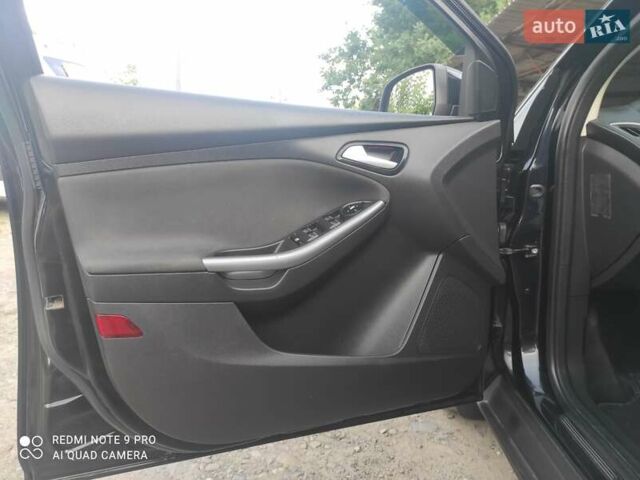 Форд Фокус 2013 у Львові на Automoto.ua Чорний Форд Фокус, об'ємом двигуна 1.6 л та пробігом 252 тис. км за 10500 $, фото 5 на Automoto.ua