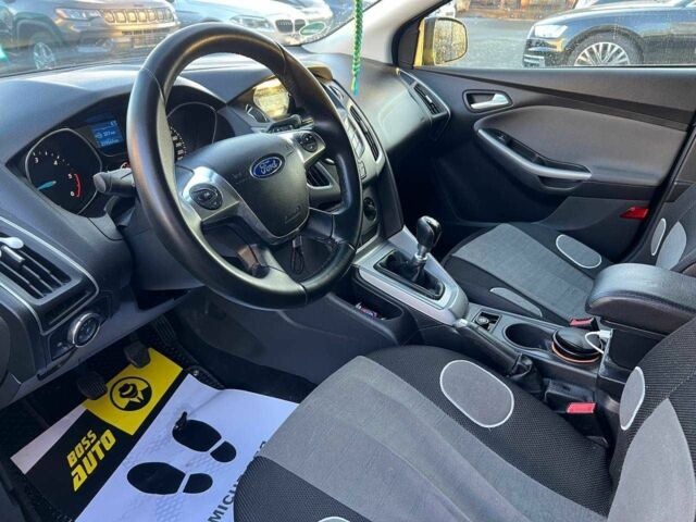 Черный Форд Фокус, объемом двигателя 1.6 л и пробегом 230 тыс. км за 8000 $, фото 9 на Automoto.ua