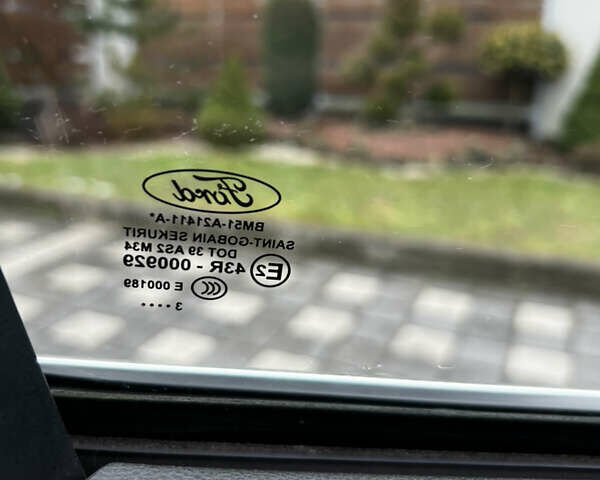 Черный Форд Фокус, объемом двигателя 1.6 л и пробегом 190 тыс. км за 7700 $, фото 36 на Automoto.ua