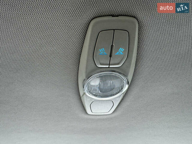 Чорний Форд Фокус, об'ємом двигуна 1.6 л та пробігом 278 тис. км за 8599 $, фото 35 на Automoto.ua