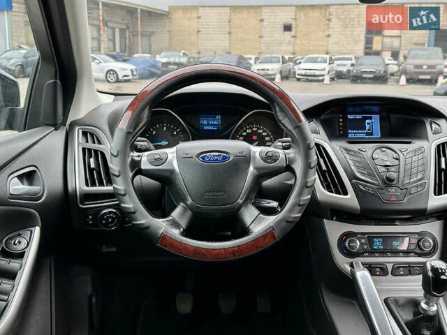 Черный Форд Фокус, объемом двигателя 0 л и пробегом 219 тыс. км за 8400 $, фото 12 на Automoto.ua