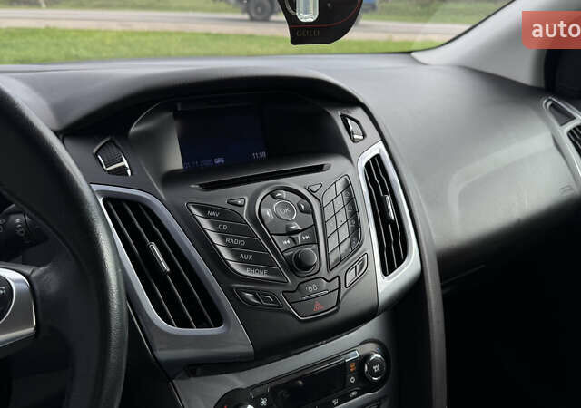 Чорний Форд Фокус, об'ємом двигуна 1.6 л та пробігом 265 тис. км за 9299 $, фото 29 на Automoto.ua