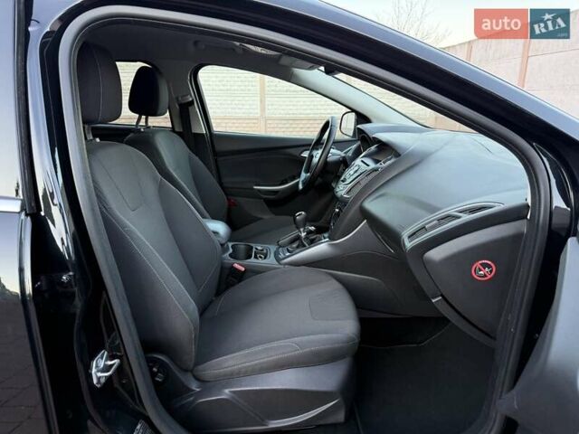 Чорний Форд Фокус, об'ємом двигуна 1.6 л та пробігом 235 тис. км за 8650 $, фото 123 на Automoto.ua