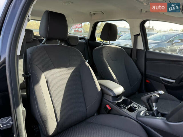 Форд Фокус 2013 у Стрые на Automoto.ua Чорний Форд Фокус, об'ємом двигуна 1.6 л та пробігом 240 тис. км за 8999 $, фото 30 на Automoto.ua