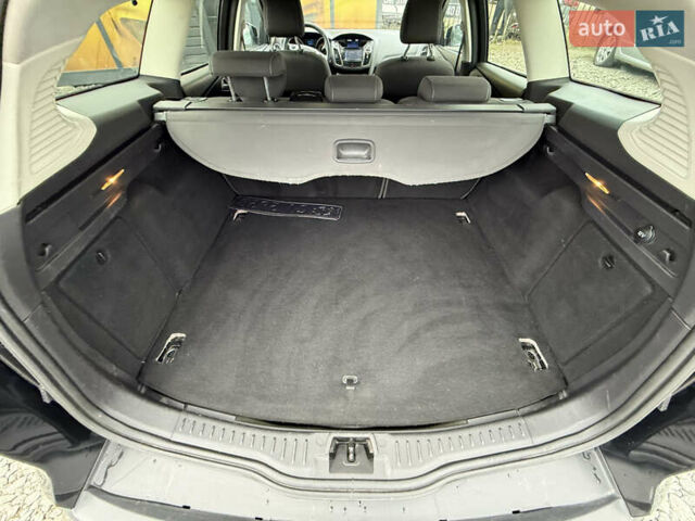 Форд Фокус 2013 в Стрые на Automoto.ua Черный Форд Фокус, объемом двигателя 1.6 л и пробегом 253 тыс. км за 7800 $, фото 43 на Automoto.ua